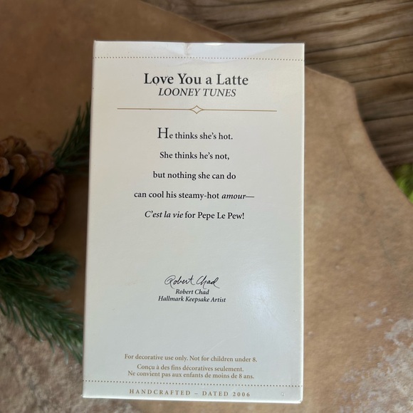 Hallmark Looney Tunes Pepe Le Pew & Penelope Keepsake Ornament New in Box - Picture 7 of 9